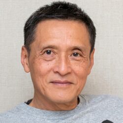 松本 光吉 氏